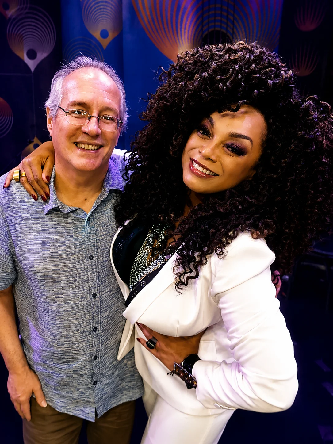 Com Paula Lima